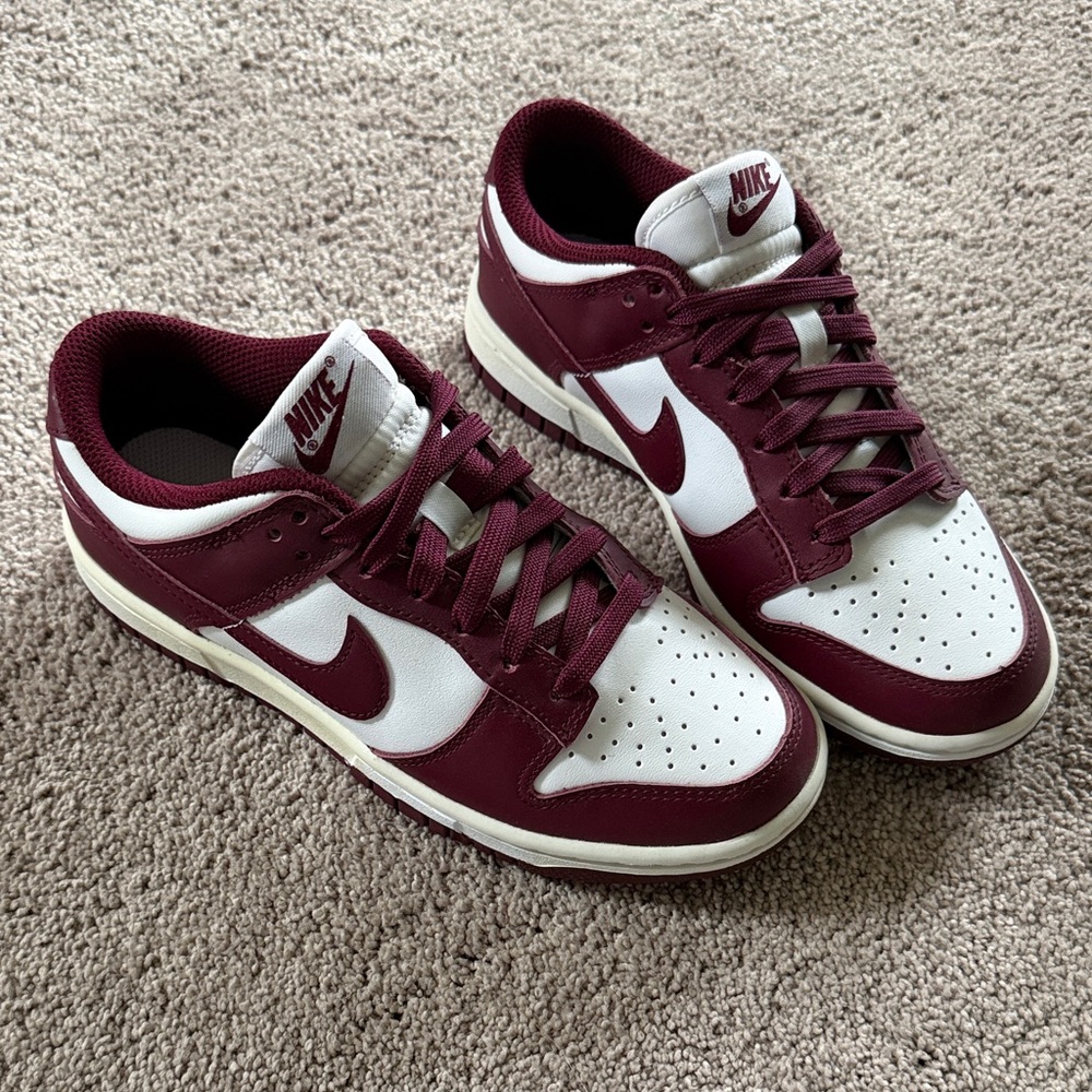 Nike Dunk low Bordeaux